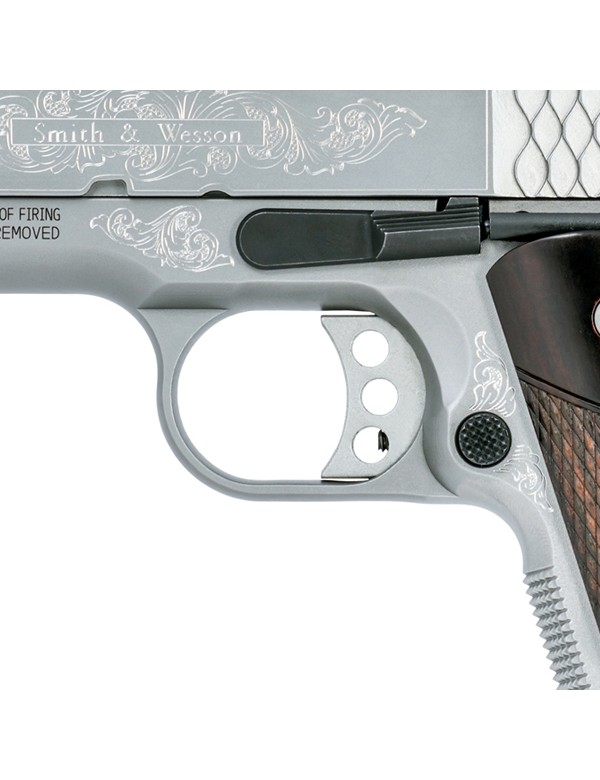 PISTOLET SMITH & WESSON SW 1911 GRAVEE CAL 45ACP // + BOITE BOIS //