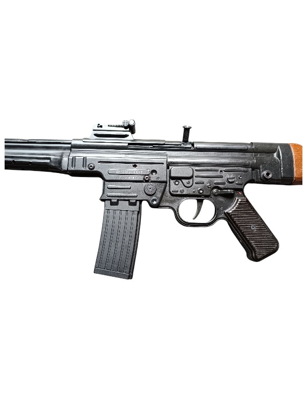 OCCASION CARABINE GERMAN SPORT GUNS (GSG) STG 44 CALIBRE 22 LONG RIFLE