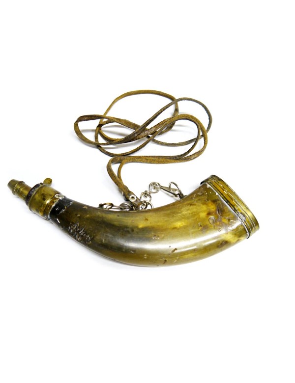 Poire à poudre corne