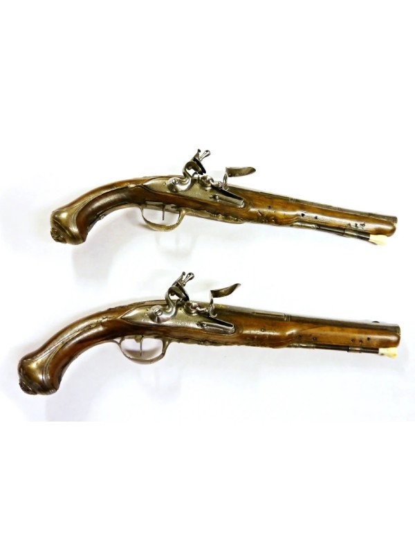 Paire de pistolets Lamotte L’aine à silex